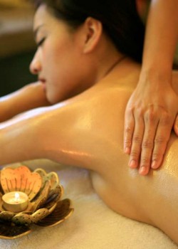 Dịch vụ massage yoni